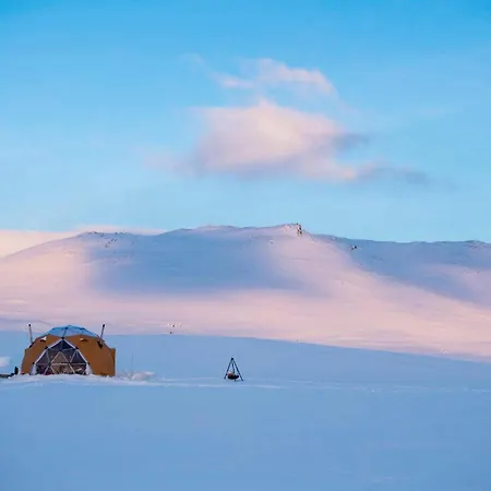 Quinzee Nupen - Pure & Private Retreat * Kafjord (Finnmark)