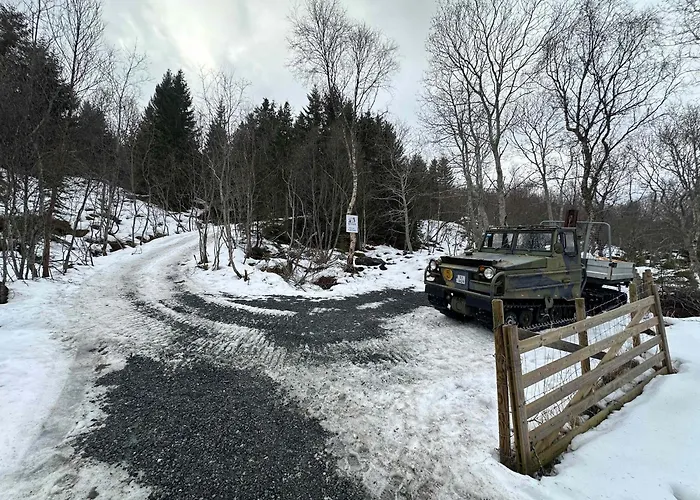 Quinzee Nupen - Pure & Private Retreat Kafjord (Finnmark)